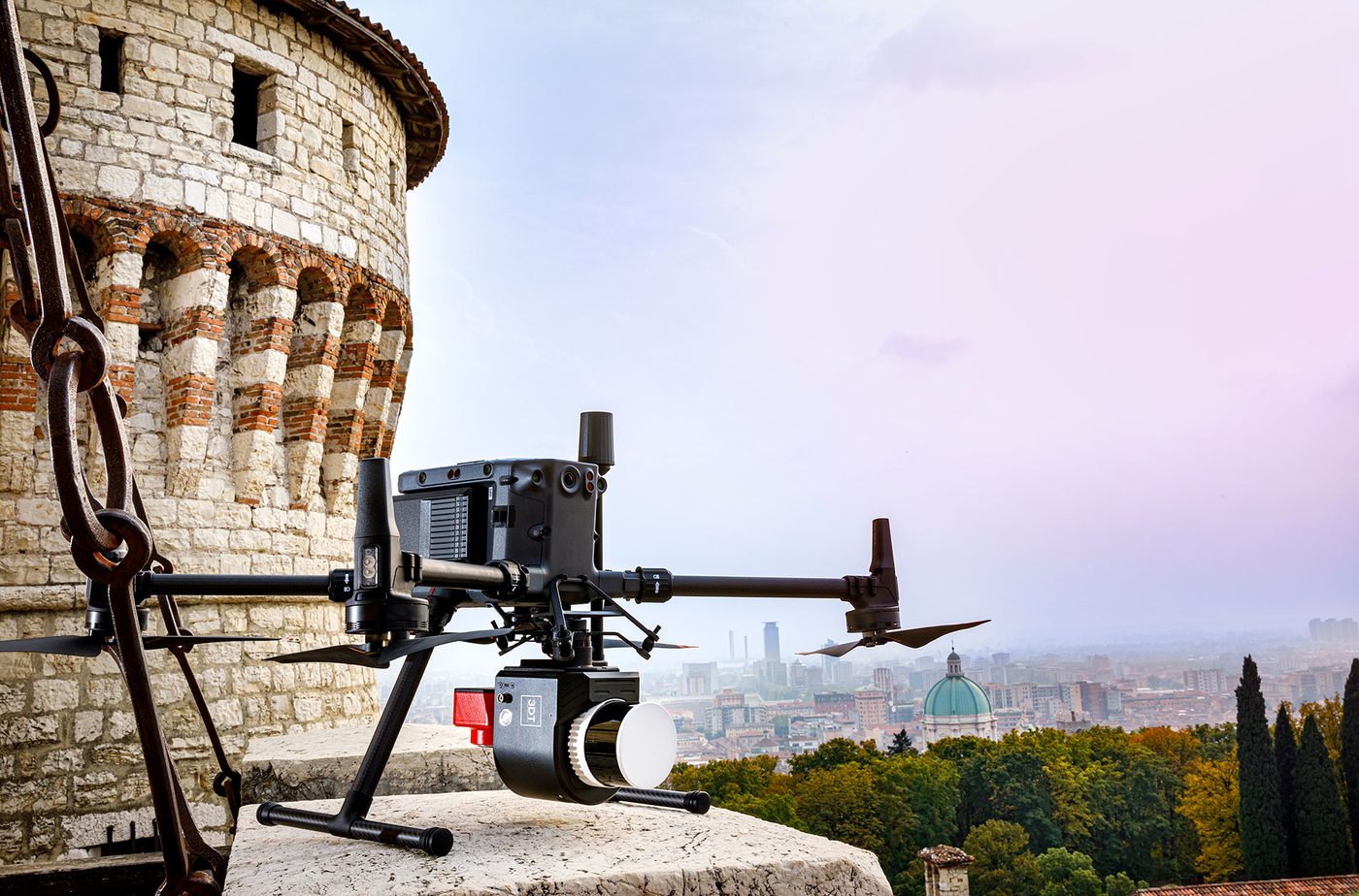 3DT Scanfly LiDAR sustav za mobilno mapiranje montiran na dron iznad povijesne utvrde